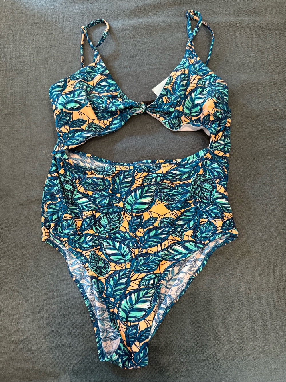 Cupshe Tropical Leaf One-Piece Swim Suit with Cutout